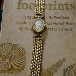 Vintage Dorset small ladies watch